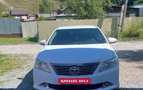 Toyota Camry, 2013 год, 1 780 000 рублей, 4 фотография