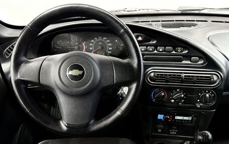 Chevrolet Niva I рестайлинг, 2015 год, 649 000 рублей, 6 фотография
