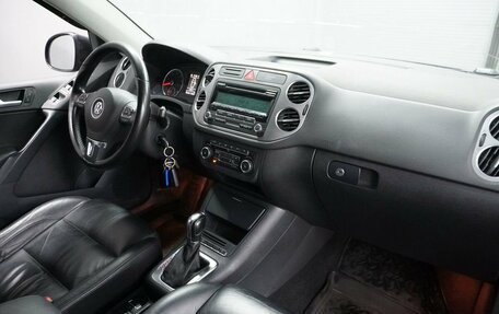 Volkswagen Tiguan I, 2011 год, 1 006 000 рублей, 10 фотография