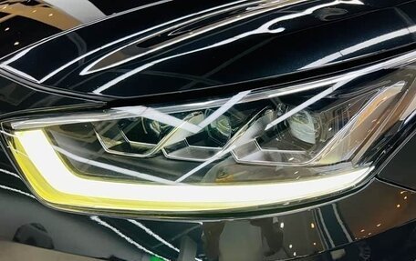 Toyota Highlander, 2022 год, 3 100 000 рублей, 10 фотография