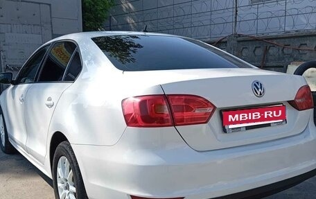 Volkswagen Jetta VI, 2014 год, 800 000 рублей, 8 фотография