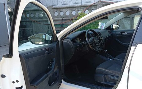 Volkswagen Jetta VI, 2014 год, 800 000 рублей, 15 фотография