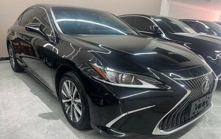 Lexus ES VII, 2021 год, 2 650 000 рублей, 3 фотография