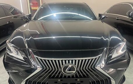 Lexus ES VII, 2021 год, 2 650 000 рублей, 2 фотография