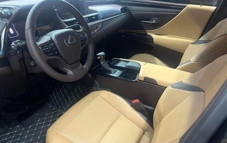 Lexus ES VII, 2021 год, 2 650 000 рублей, 6 фотография