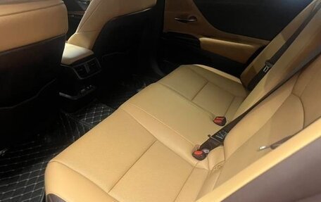 Lexus ES VII, 2021 год, 2 650 000 рублей, 10 фотография