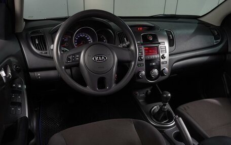 KIA Cerato III, 2010 год, 749 000 рублей, 6 фотография