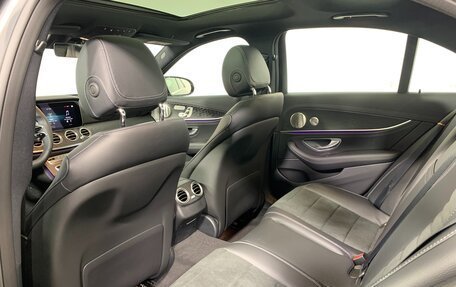 Mercedes-Benz E-Класс, 2024 год, 8 200 000 рублей, 15 фотография