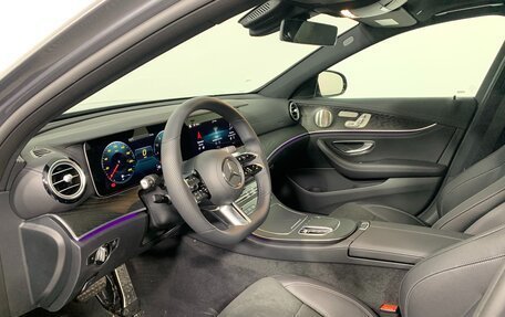 Mercedes-Benz E-Класс, 2024 год, 8 200 000 рублей, 10 фотография