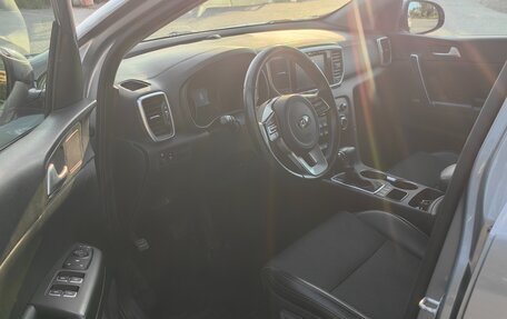 KIA Sportage IV рестайлинг, 2019 год, 2 090 000 рублей, 7 фотография