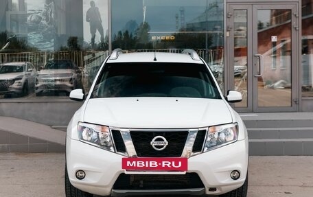 Nissan Terrano III, 2014 год, 1 070 000 рублей, 2 фотография
