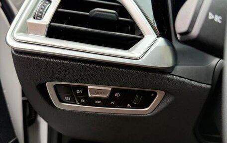 BMW 3 серия, 2021 год, 2 960 000 рублей, 19 фотография