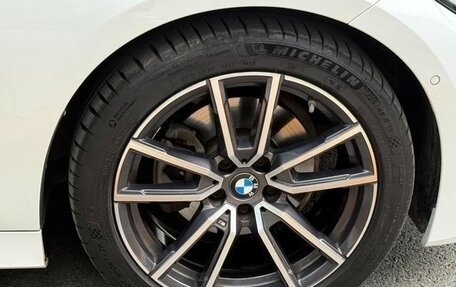 BMW 3 серия, 2021 год, 2 960 000 рублей, 15 фотография
