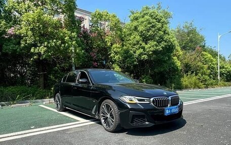 BMW 5 серия, 2021 год, 3 350 000 рублей, 3 фотография