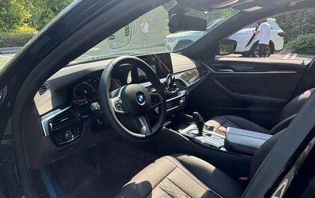 BMW 5 серия, 2021 год, 3 350 000 рублей, 8 фотография