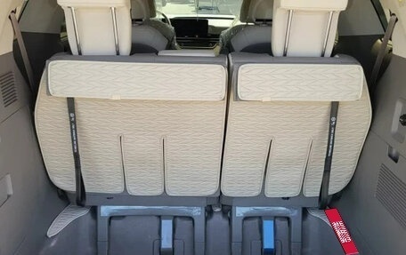 KIA Carnival, 2024 год, 4 908 000 рублей, 9 фотография
