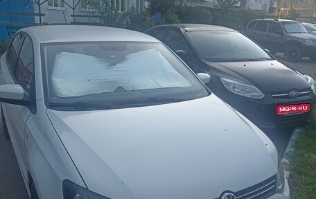 Volkswagen Polo VI (EU Market), 2015 год, 660 000 рублей, 1 фотография