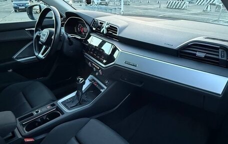 Audi Q3, 2019 год, 4 100 000 рублей, 18 фотография