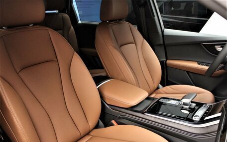 Audi Q7, 2024 год, 14 200 000 рублей, 13 фотография