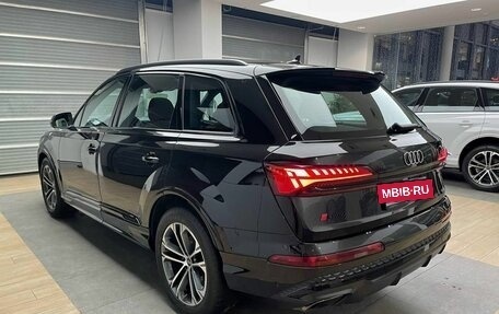 Audi Q7, 2024 год, 14 200 000 рублей, 4 фотография