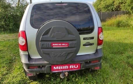 Chevrolet Niva I рестайлинг, 2012 год, 400 000 рублей, 3 фотография