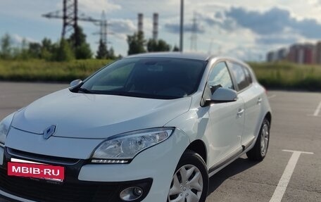 Renault Megane III, 2013 год, 950 000 рублей, 15 фотография