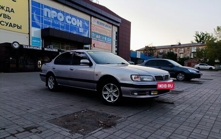 Nissan Maxima IV, 1996 год, 450 000 рублей, 2 фотография