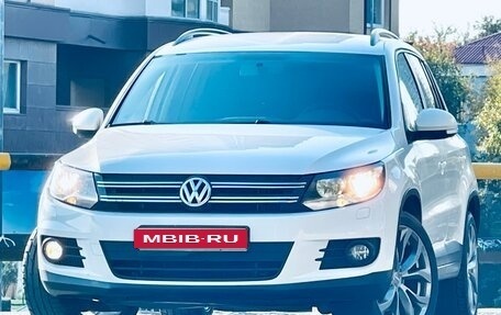 Volkswagen Tiguan I, 2012 год, 969 000 рублей, 1 фотография
