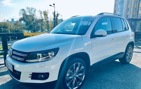 Volkswagen Tiguan I, 2012 год, 969 000 рублей, 6 фотография