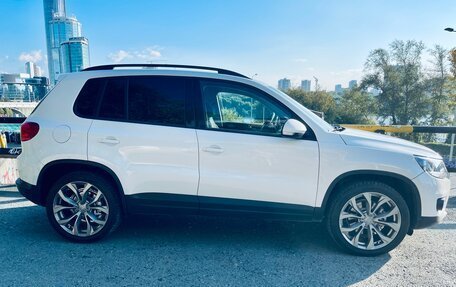 Volkswagen Tiguan I, 2012 год, 969 000 рублей, 12 фотография