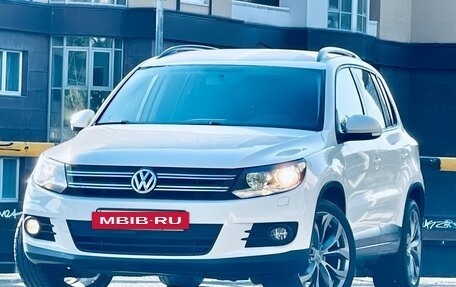 Volkswagen Tiguan I, 2012 год, 969 000 рублей, 23 фотография
