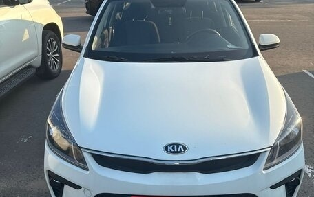 KIA Rio IV, 2018 год, 1 233 999 рублей, 2 фотография