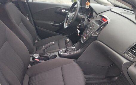 Opel Astra J, 2012 год, 599 000 рублей, 21 фотография
