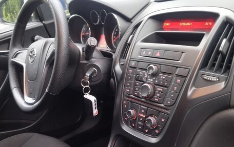 Opel Astra J, 2012 год, 599 000 рублей, 23 фотография