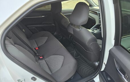 Toyota Camry, 2018 год, 2 550 000 рублей, 16 фотография