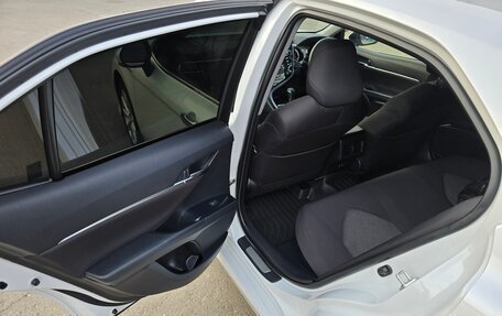Toyota Camry, 2018 год, 2 550 000 рублей, 14 фотография