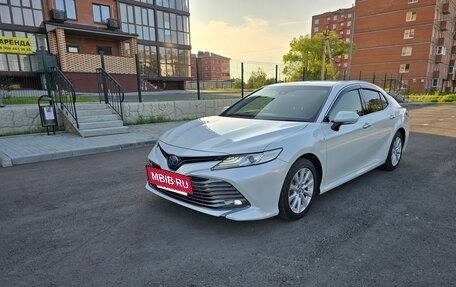 Toyota Camry, 2018 год, 2 550 000 рублей, 8 фотография
