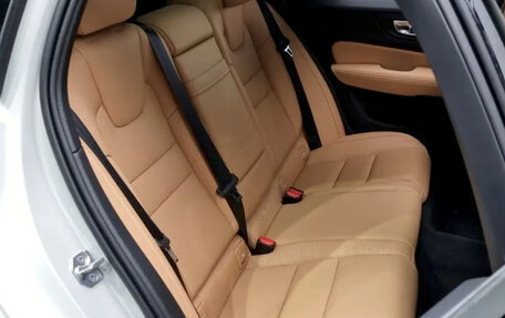 Volvo V60 Cross Country II, 2021 год, 2 941 999 рублей, 13 фотография
