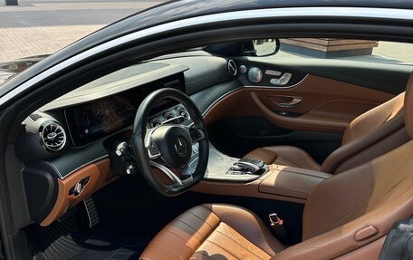 Mercedes-Benz E-Класс, 2017 год, 4 500 000 рублей, 8 фотография