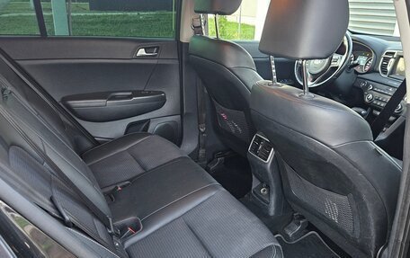 KIA Sportage IV рестайлинг, 2019 год, 2 000 000 рублей, 6 фотография