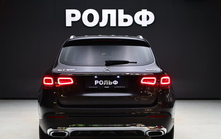 Mercedes-Benz GLC, 2022 год, 4 990 000 рублей, 4 фотография