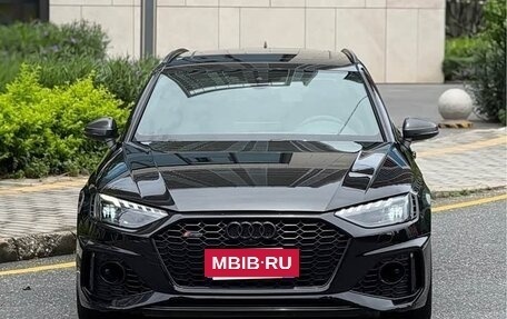Audi RS 4, 2022 год, 7 125 000 рублей, 2 фотография