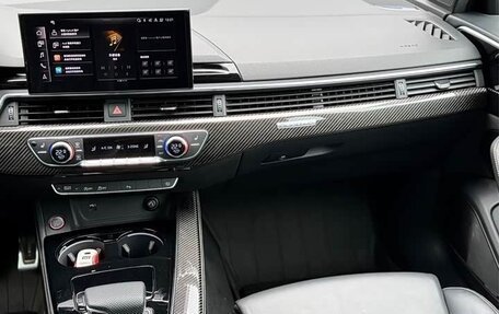 Audi RS 4, 2022 год, 7 125 000 рублей, 15 фотография