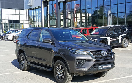 Toyota Fortuner II, 2021 год, 3 770 000 рублей, 6 фотография