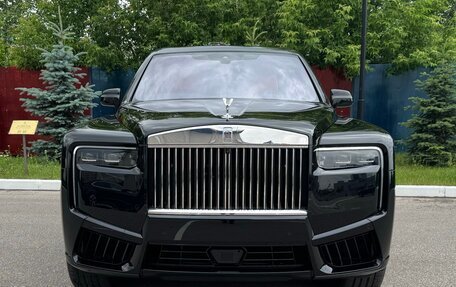 Rolls-Royce Cullinan, 2025 год, 69 250 000 рублей, 3 фотография