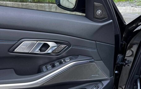 BMW 3 серия, 2021 год, 2 750 000 рублей, 13 фотография