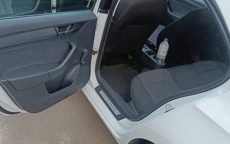 Skoda Rapid I, 2018 год, 1 150 000 рублей, 11 фотография