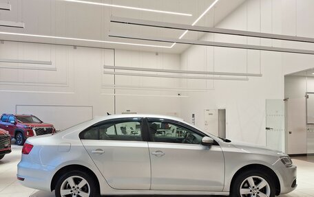Volkswagen Jetta VI, 2013 год, 799 000 рублей, 8 фотография
