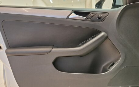 Volkswagen Jetta VI, 2013 год, 799 000 рублей, 15 фотография