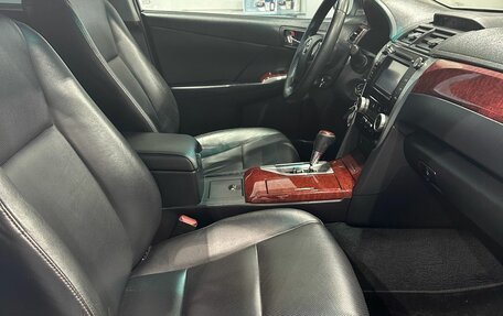 Toyota Camry, 2013 год, 1 690 000 рублей, 19 фотография